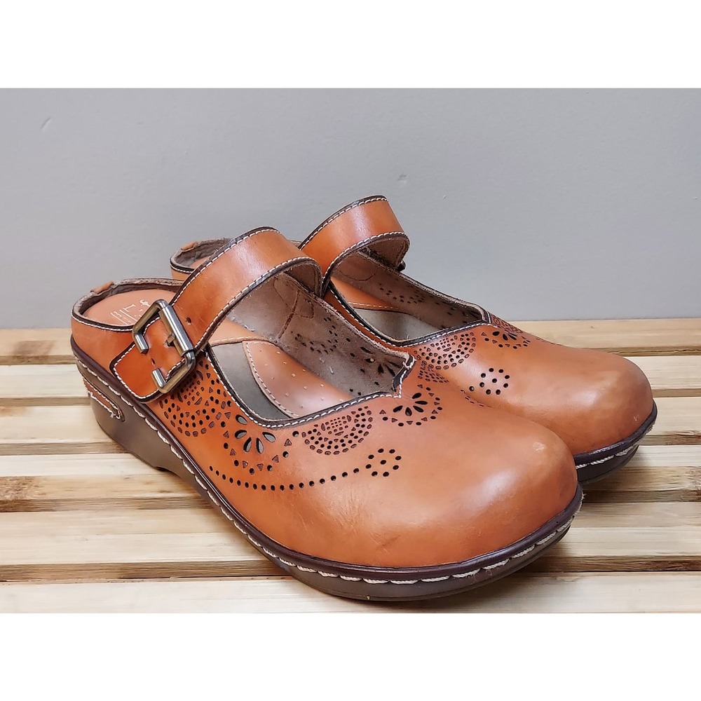 L'Artiste by Spring Step | Orange Tan | Leather Buckled Clog Size 40 US 9.5